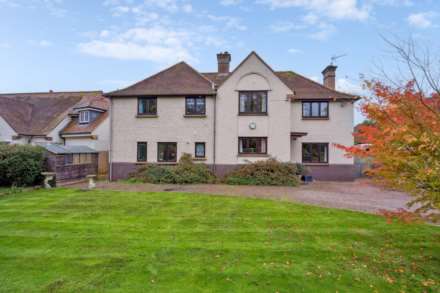 Station Road, Tring, Image 28