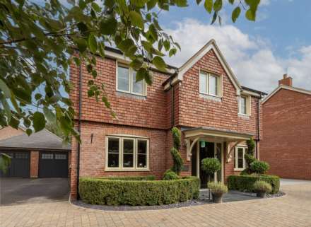 Chapel Drive, Aston Clinton, Image 30