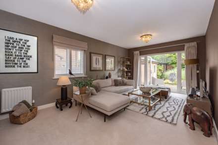 Chapel Drive, Aston Clinton, Image 8