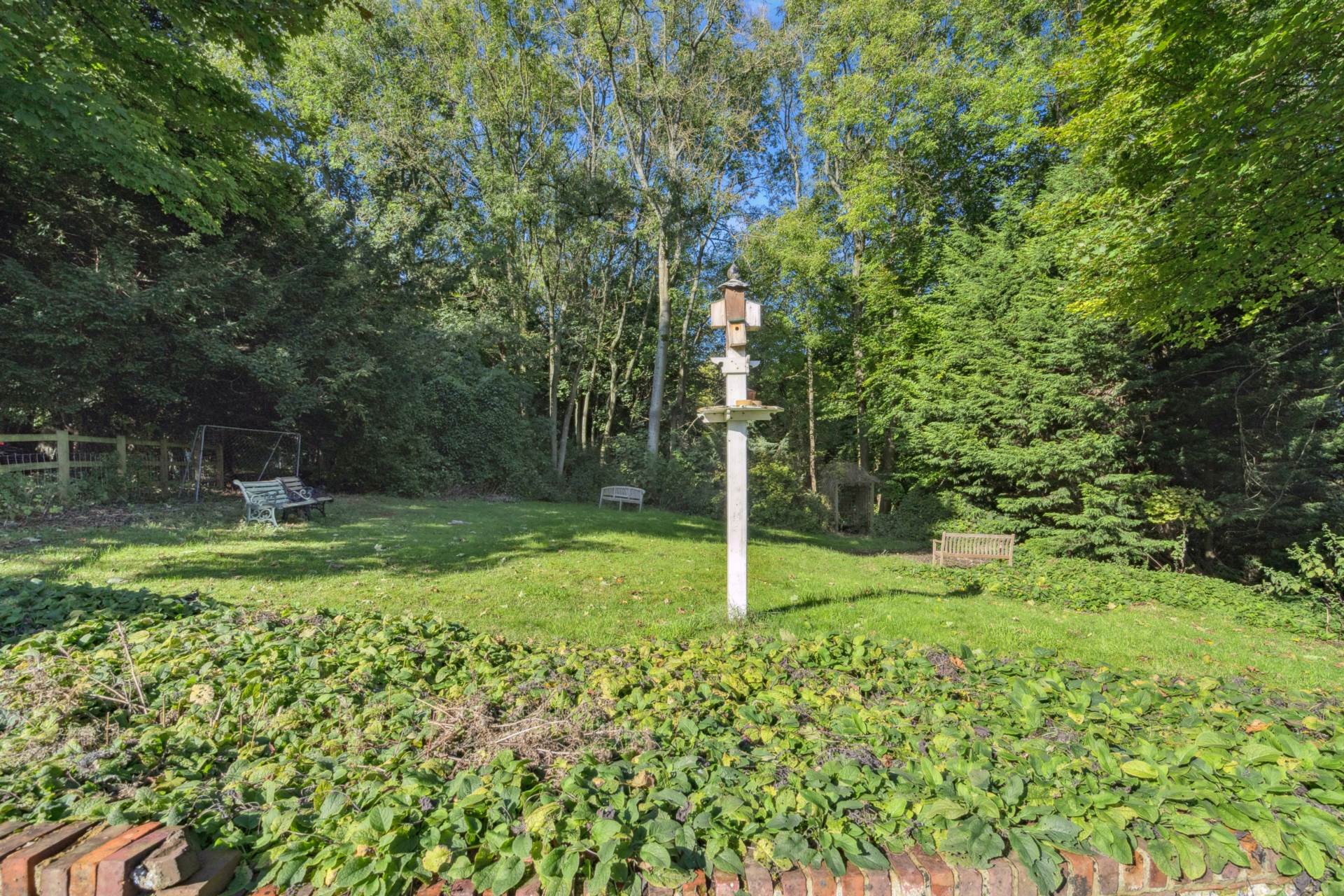 Aston Hill, Halton, Image 24