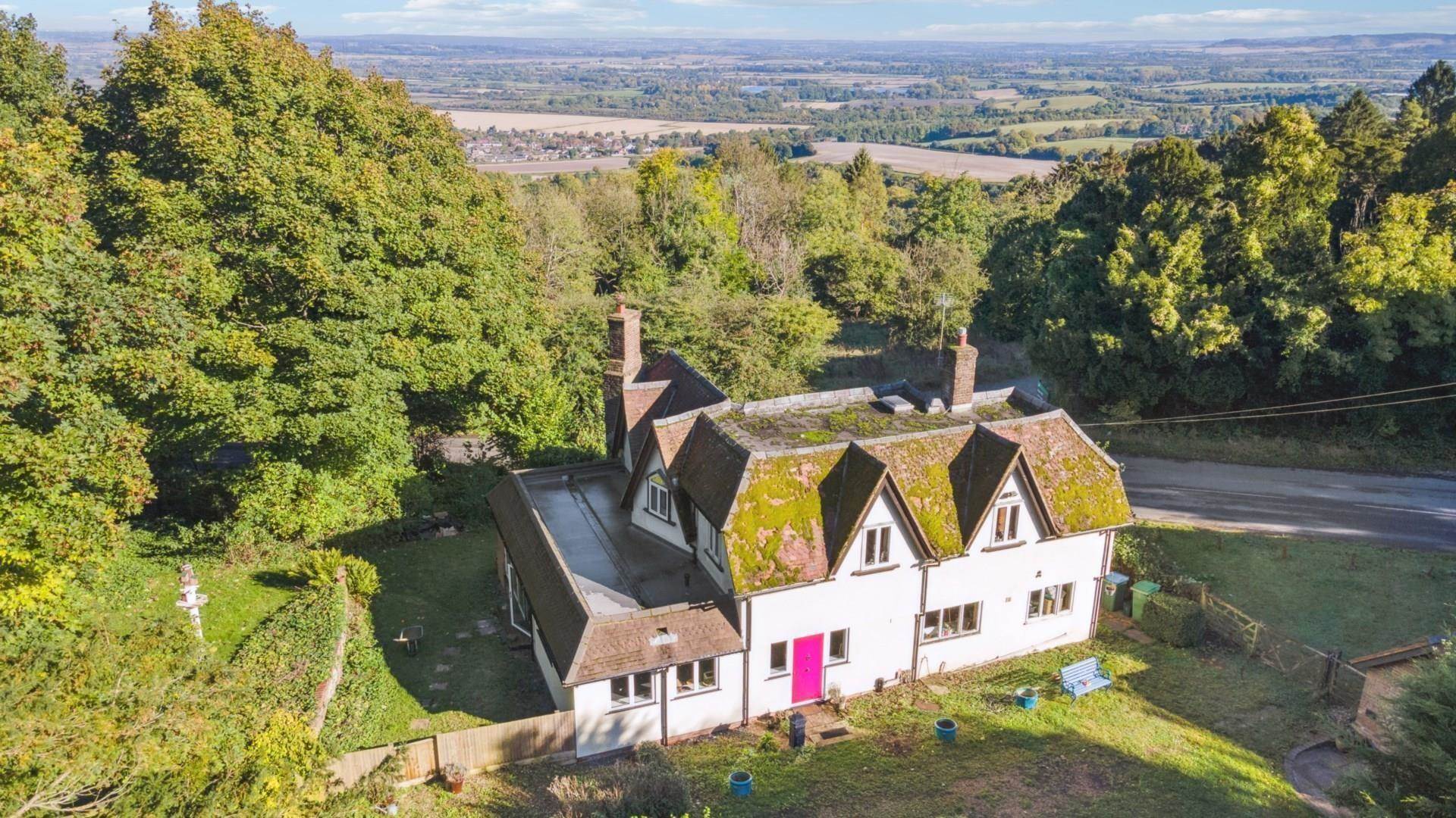 Aston Hill, Halton, Image 26