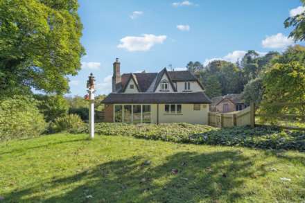Aston Hill, Halton, Image 25