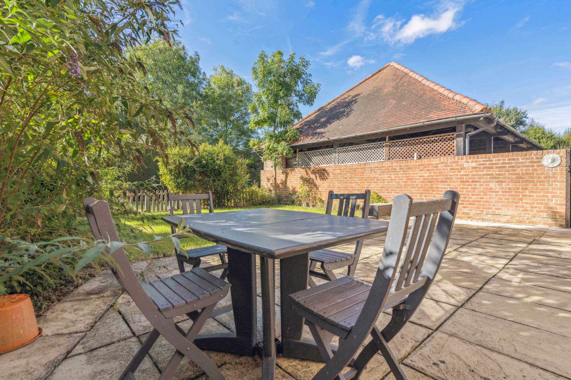 Burnhams Field, Weston Turville, Image 15