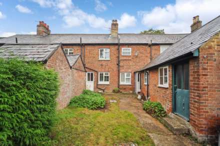 Hollybush Row, Tring, Image 16