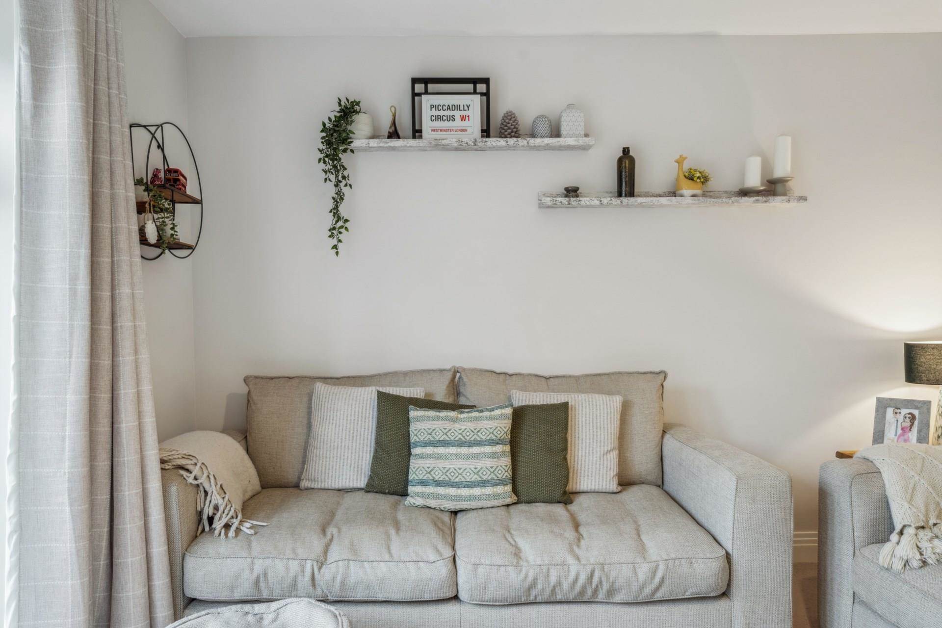 Blainways Avenue, Tring, Image 8