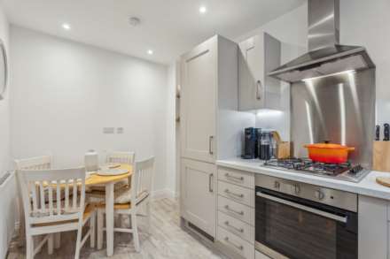 Blainways Avenue, Tring, Image 10