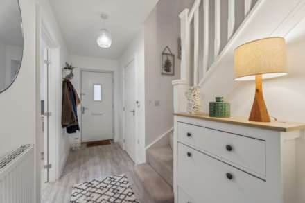 Blainways Avenue, Tring, Image 5