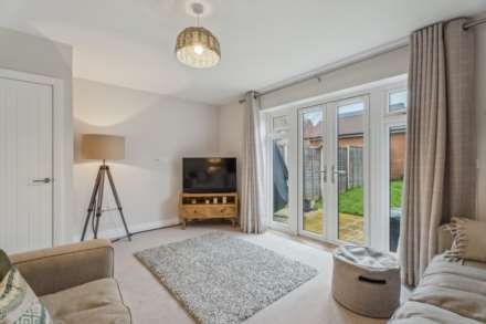 Blainways Avenue, Tring, Image 6