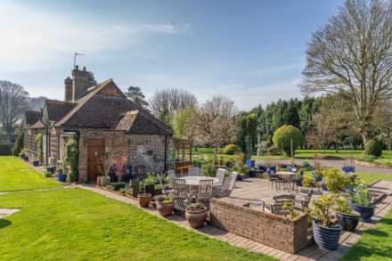 New Ground Road, Aldbury, Image 22