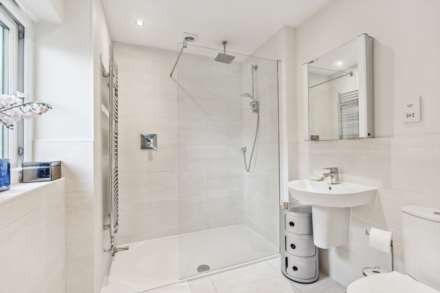 Weston Turville, Image 14