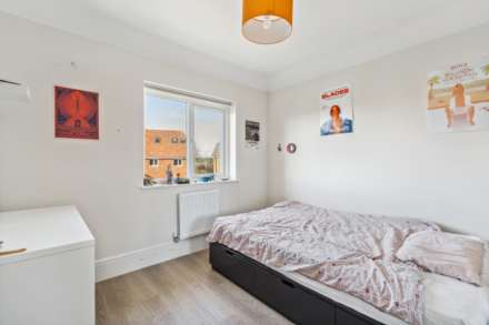 Weston Turville, Image 17