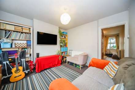 Longfield Road, Tring, Image 3