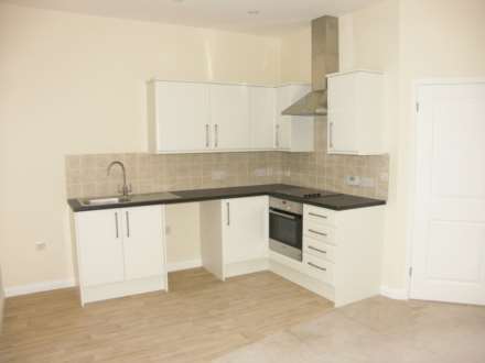 Frogmore Street, Tring, Image 2