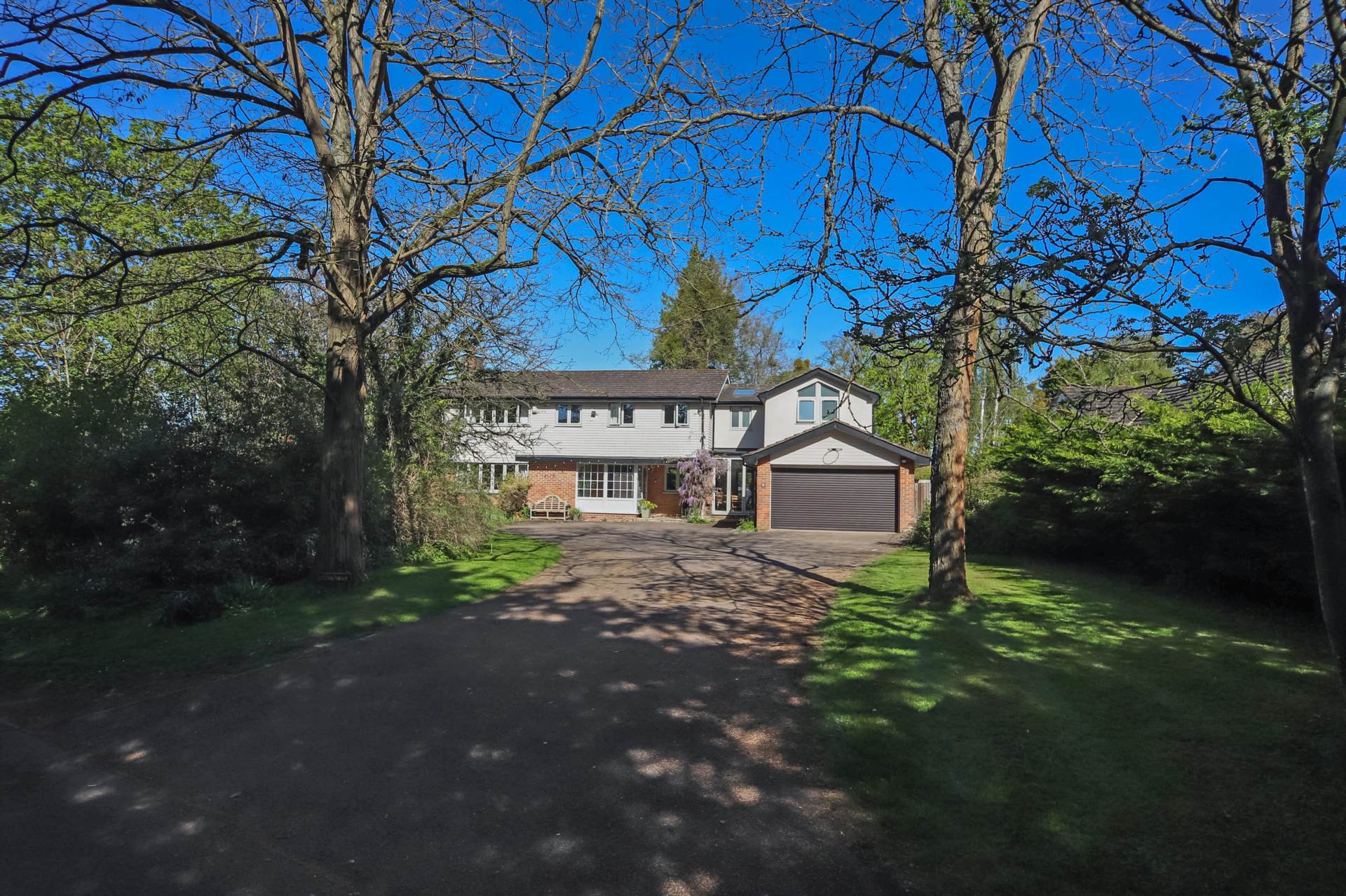 Chestnut End, Halton, Image 1