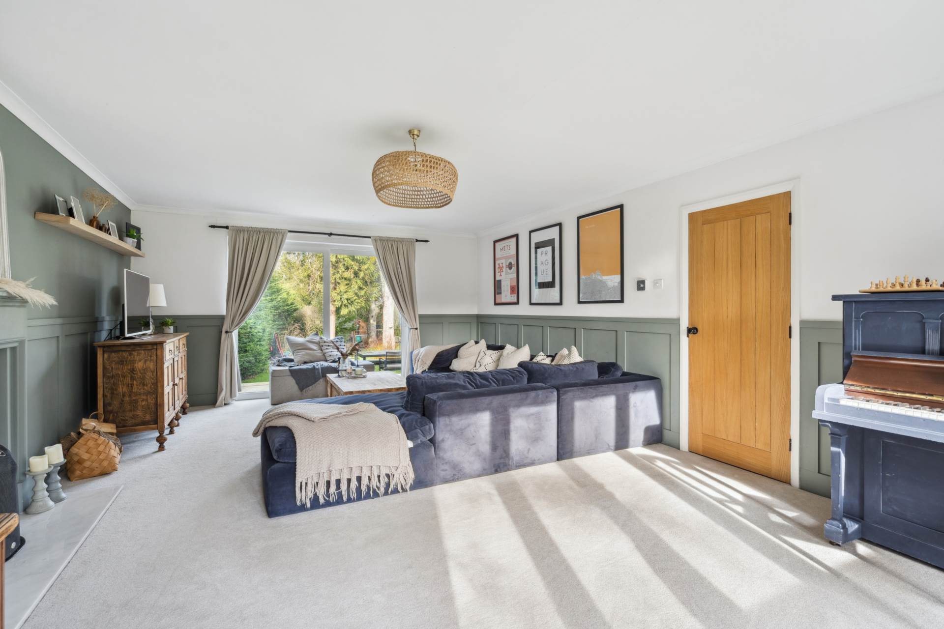 Chestnut End, Halton, Image 3