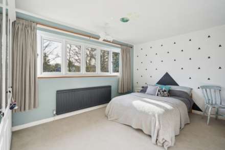 Chestnut End, Halton, Image 24