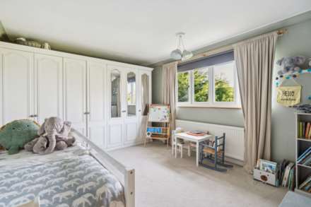 Chestnut End, Halton, Image 25