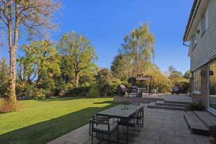 Chestnut End, Halton, Image 28