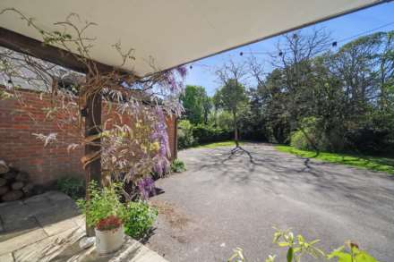 Chestnut End, Halton, Image 34
