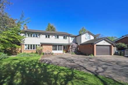 Chestnut End, Halton, Image 35