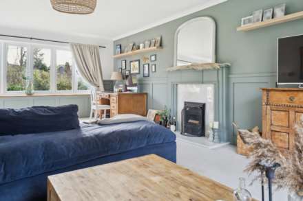 Chestnut End, Halton, Image 7
