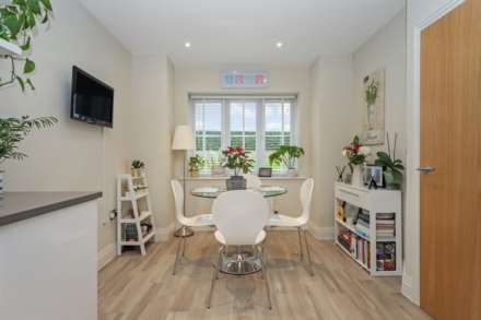 Weston Turville, Image 10