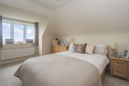 Weston Turville, Image 12