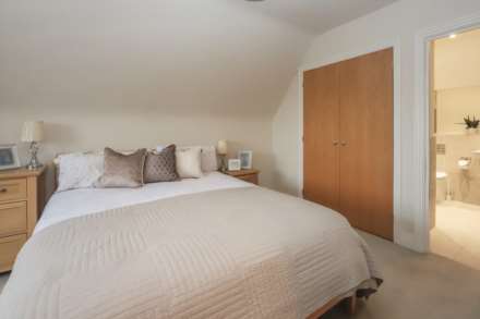 Weston Turville, Image 13