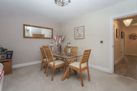 Weston Turville, Image 6