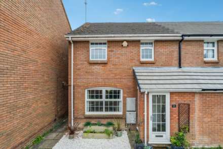 Morefields, Tring, Image 1