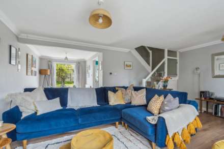 Morefields, Tring, Image 2