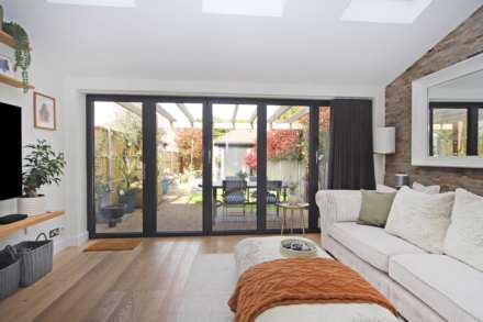 Longfield Road, Tring, Image 16