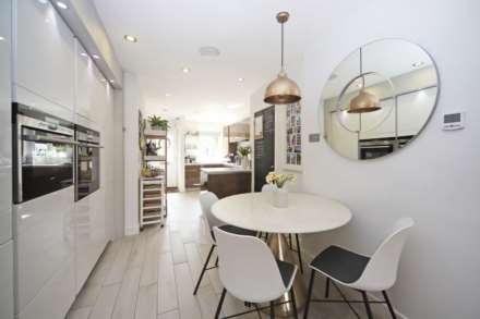 Longfield Road, Tring, Image 9