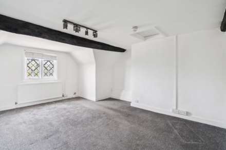 High Street, Tring, Image 8
