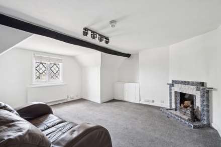 High Street, Tring, Image 9