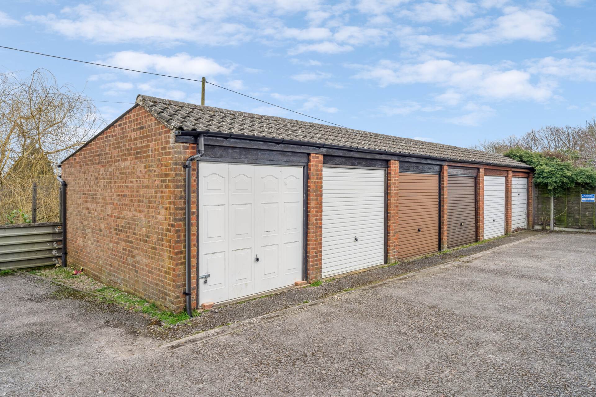 Church Hill, Cheddington, Image 14