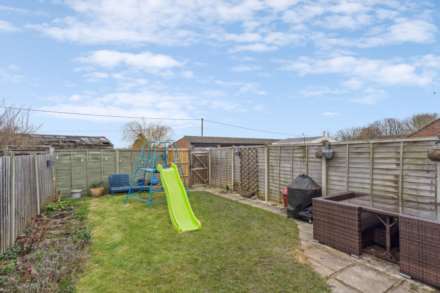 Church Hill, Cheddington, Image 12