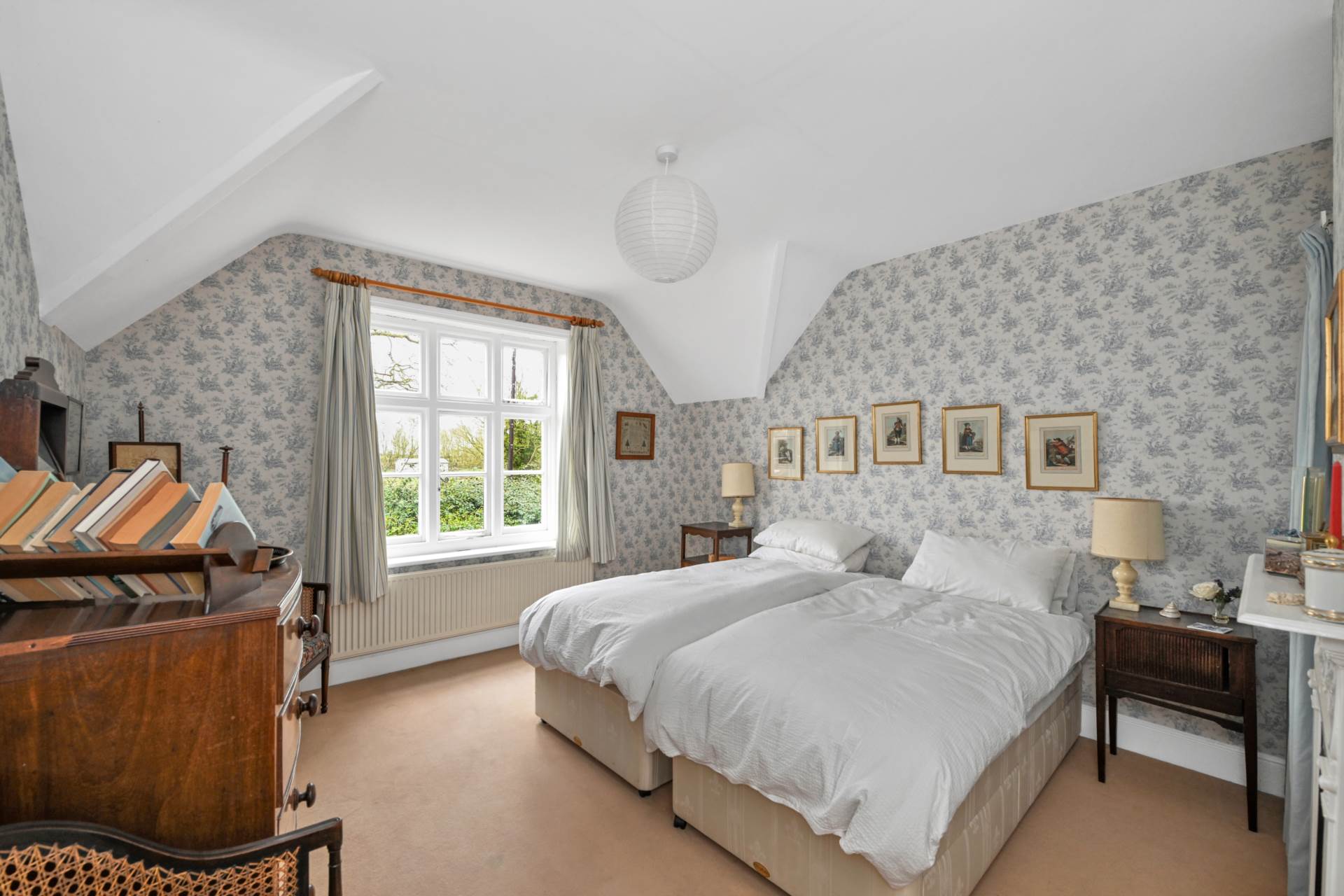Tring, Image 14