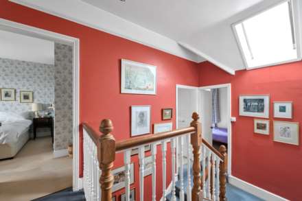 Tring, Image 11