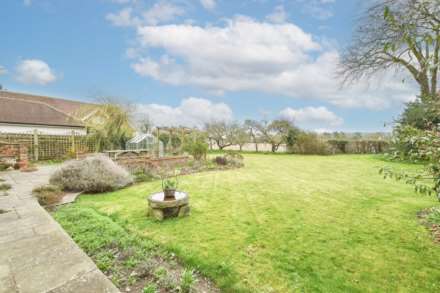 Tring, Image 19
