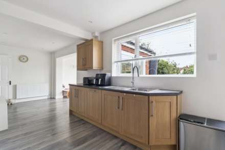 Tring, Image 9
