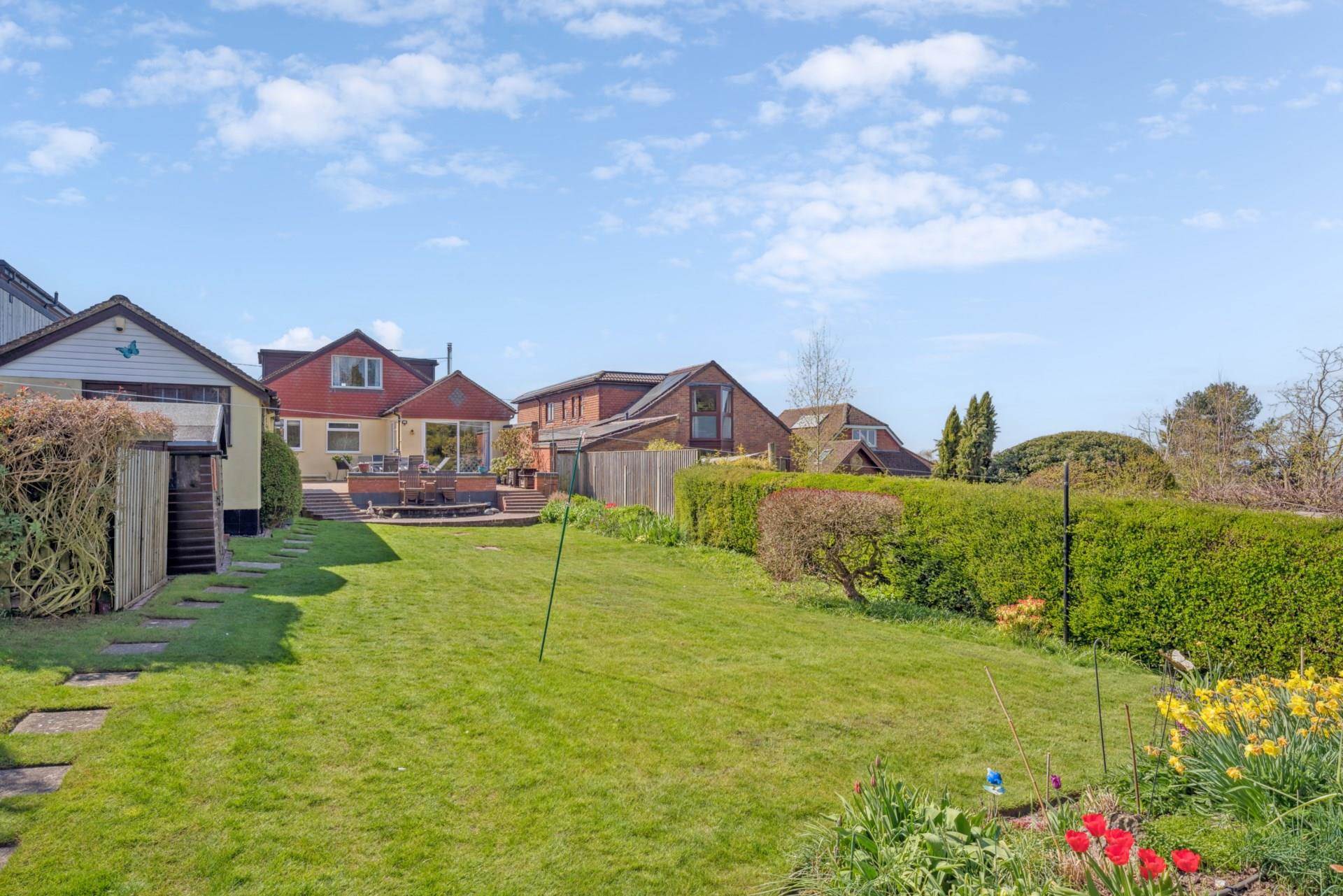 Aston Clinton, Image 20