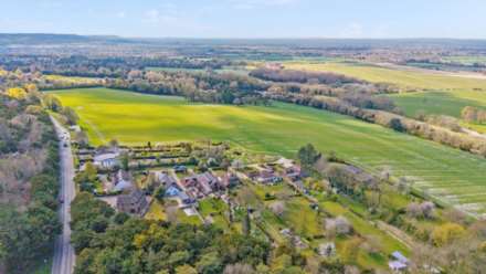 Aston Clinton, Image 24