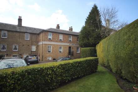 Posting House, Tring, Image 14