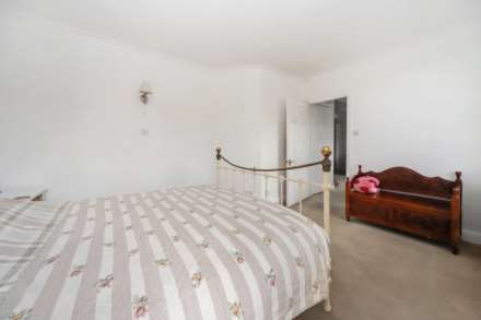Posting House, Tring, Image 9