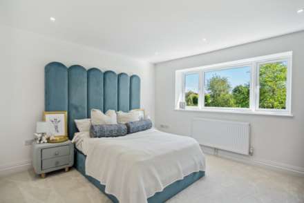 New Road, Aston Clinton, Image 15
