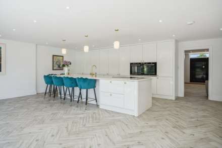 New Road, Aston Clinton, Image 6