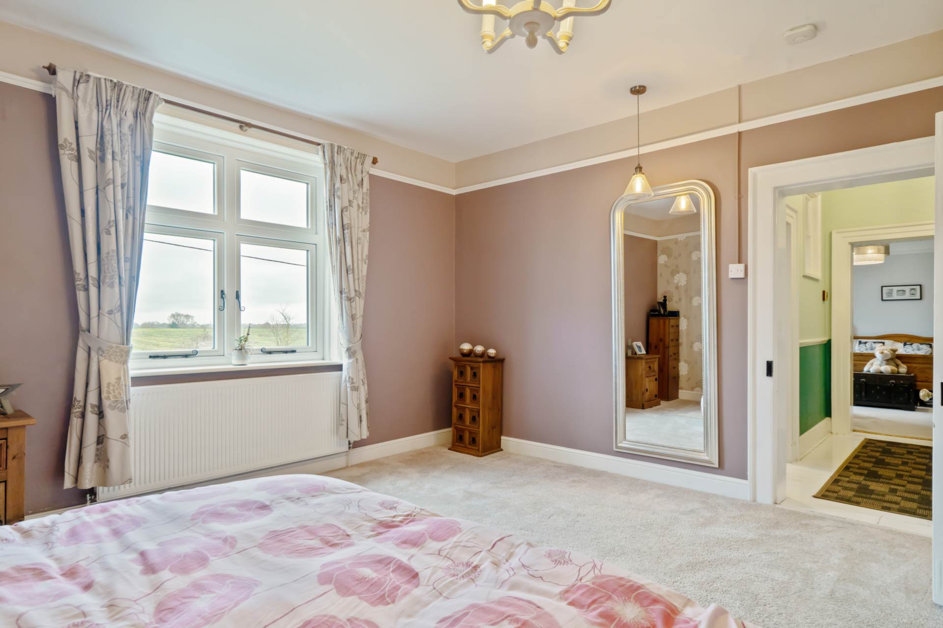 Aston Clinton, Image 14