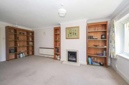 Tring, Image 2