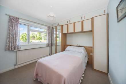 Tring, Image 9